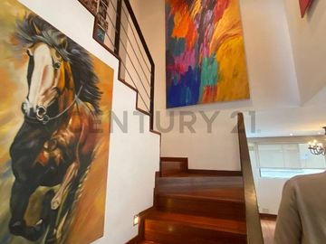 Venta oportunidad amplio departamento duplex con balcones La Coruña