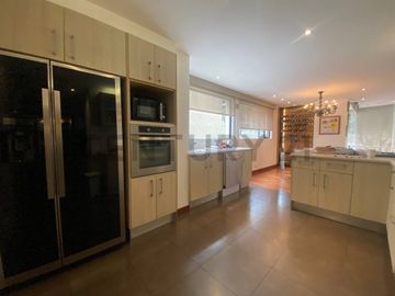 Venta oportunidad amplio departamento duplex con balcones La Coruña