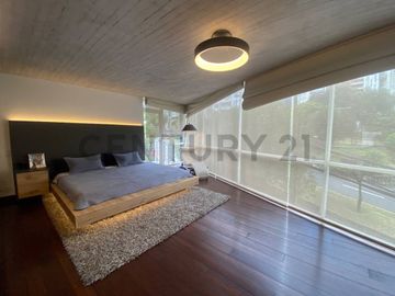Venta oportunidad amplio departamento duplex con balcones La Coruña