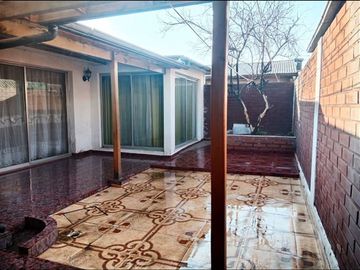 Casa en Venta en Troncal San Francisco/ Universidad Santo Tomás