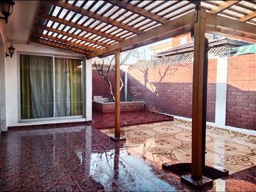 Casa en Venta en Troncal San Francisco/ Universidad Santo Tomás