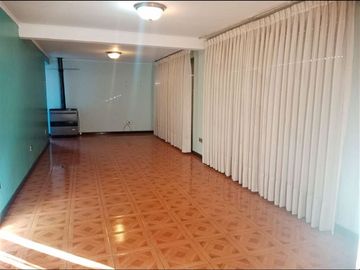 Casa en Venta en Troncal San Francisco/ Universidad Santo Tomás