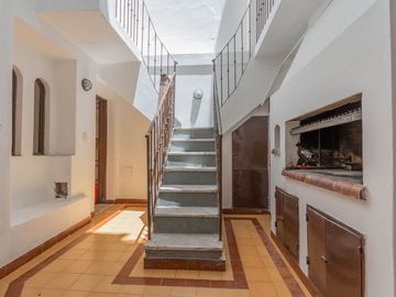 VENTA- PH- 7 AMBIENTES-ALMAGRO-OPORTUNIDAD
