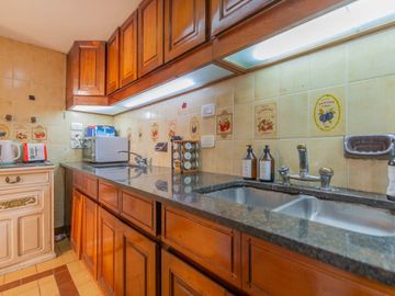 VENTA- PH- 7 AMBIENTES-ALMAGRO-OPORTUNIDAD