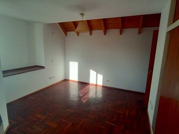 SE VENDE DEPTO PENTHOUSE DUPLEX EN  ALTA CORDOBA