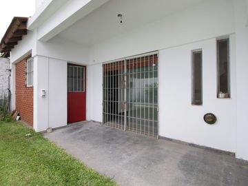 Venta Casa 4 amb con pileta en Castelar