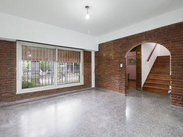 Venta Casa 4 amb con pileta en Castelar