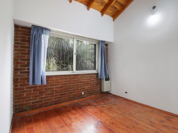 Venta Casa 4 amb con pileta en Castelar