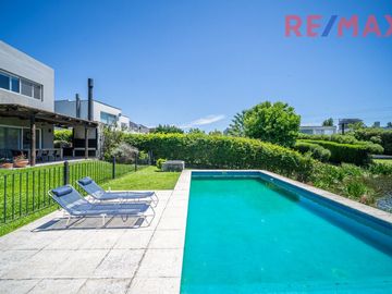 Venta Casa al Agua 6 Ambientes Los Sauces Nordelta