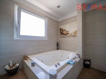 Venta Casa al Agua 6 Ambientes Los Sauces Nordelta