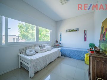Venta Casa al Agua 6 Ambientes Los Sauces Nordelta