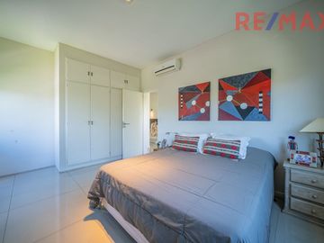 Venta Casa al Agua 6 Ambientes Los Sauces Nordelta