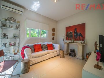 Venta Casa al Agua 6 Ambientes Los Sauces Nordelta