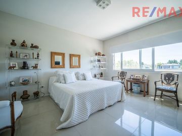 Venta Casa al Agua 6 Ambientes Los Sauces Nordelta