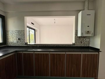 Depto. 3amb. en V. Urquiza, c/cochera, a estrenar!