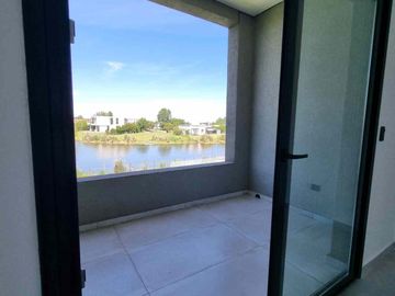 La mejor casa a la venta El Cantón Norte al agua