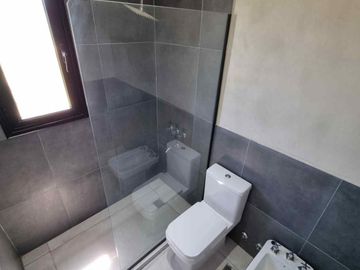 La mejor casa a la venta El Cantón Norte al agua