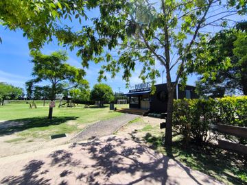 La mejor casa a la venta El Cantón Norte al agua