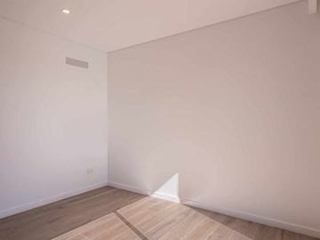 Casa a estrenar en venta al agua en San Benito