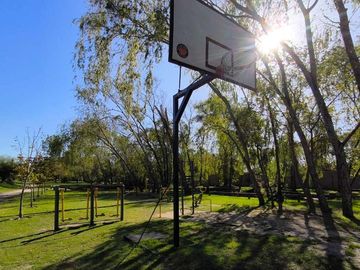 Casa a estrenar en venta al agua en San Benito