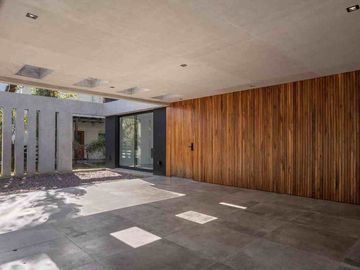 Casa a estrenar en venta al agua en San Benito