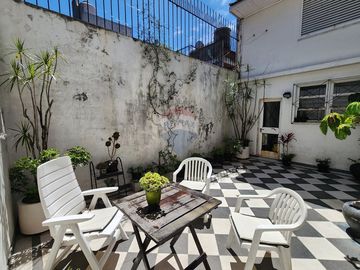 Casa en Venta c/ 4 dormitorios en Bernal Centro