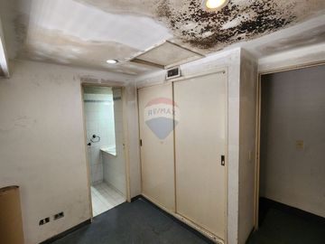 Casa en Venta c/ 4 dormitorios en Bernal Centro
