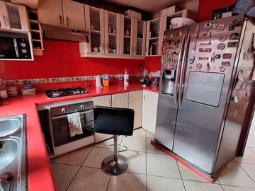 Casa en Venta en Manuela Errazuriz con Departamental