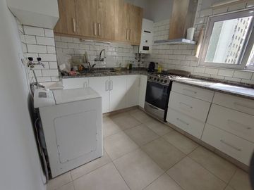 VENTA Depto. 4 Amb Balcón+Cochera E.González 4300