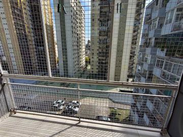 VENTA Depto. 4 Amb Balcón+Cochera E.González 4300