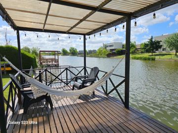 VENTA CASA 5 AMB ESPEJO DE AGUA BARRIO SAN BENITO