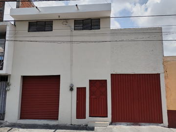 Bodega con local y departamento en venta col. el porvenir