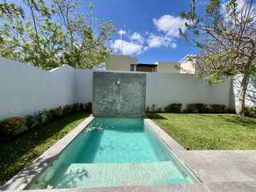 Casa en venta Mérida Yucatán, Privada Parque Natura