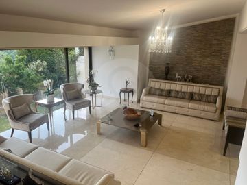 Casa en venta en Bosque de las Lomas