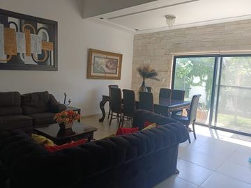 CASA RESIDENCIAL EN VENTA LOS RACIMOS, VIÑEDOS, TORREÓN,COAH.