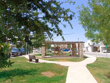 CASA RESIDENCIAL EN VENTA LOS RACIMOS, VIÑEDOS, TORREÓN,COAH.