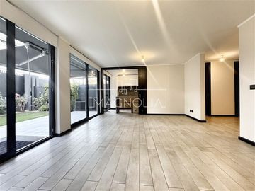 Departamento en Venta en ESPECTACULAR DÚPLEX CON JARDÍN NUEVO