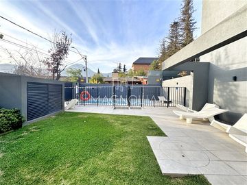Departamento en Venta en ESPECTACULAR DÚPLEX CON JARDÍN NUEVO