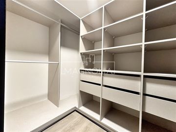 Departamento en Venta en ESPECTACULAR DÚPLEX CON JARDÍN NUEVO