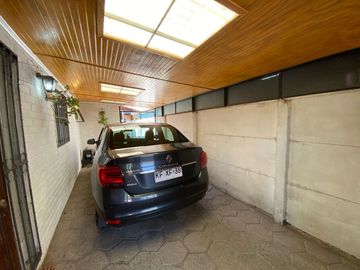SE VENDE CASA EN PARQUE LAS ROSAS, MAIPU 3D, 2B, 2E