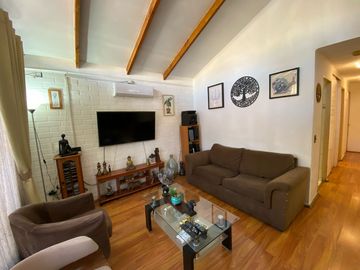 SE VENDE CASA EN PARQUE LAS ROSAS, MAIPU 3D, 2B, 2E