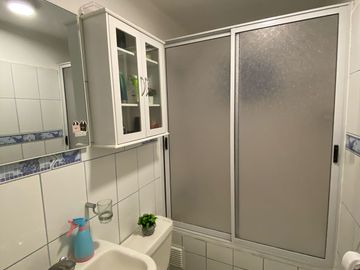 SE VENDE CASA EN PARQUE LAS ROSAS, MAIPU 3D, 2B, 2E