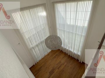 RESIDENCIA RENTA O VENTA METEPEC 4 RECAMARAS
