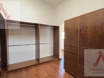 RESIDENCIA RENTA O VENTA METEPEC 4 RECAMARAS