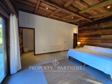 Espectacular casa con vista privilegiada a la laguna en «Reserva de Frutillar»