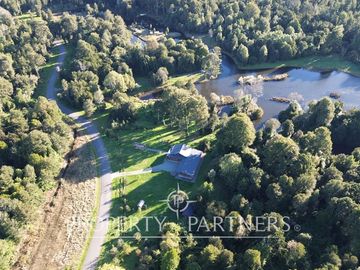 Espectacular casa con vista privilegiada a la laguna en «Reserva de Frutillar»
