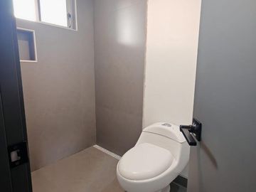 Suite en Venta Sin Amoblar Sector Rumipamba