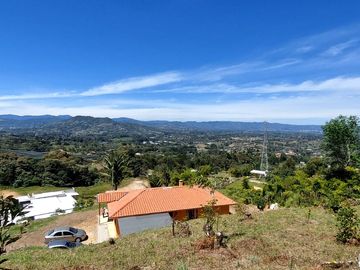 Se vende finca en vereda la sonadora,el carmen de viboral
