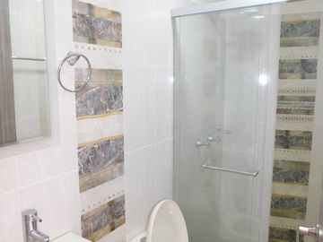 Apartamento en venta, edificio torre portobello, rionegr