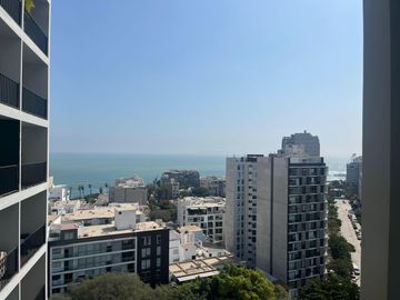 SE VENDE DEPARTAMENTO DE INVERSIÓN EN BARRANCO CON VISTA AL MAR